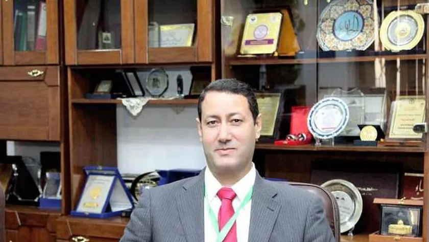 رئيس المعهد القومي للبحوث الفلكية