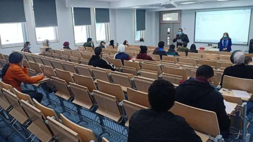 تفاصيل الدراسة بالبرنامج - صورة أرشيفية