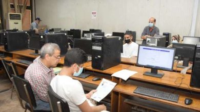 طلاب يسجلون رغباتهم - صورة أرشيفية