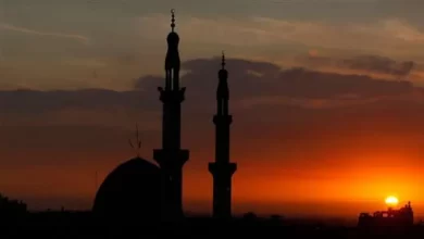 هل يجوز صلاة الفجر وقت شروق الشمس؟