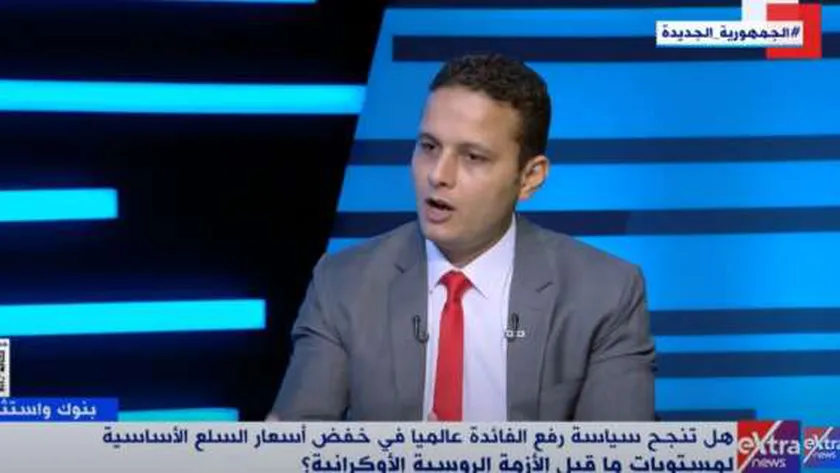 الدكتور أحمد سعيد البكل أستاذ الاقتصاد بجامعة السويس