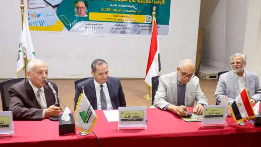 جانب من محاضرة الهندسة المدنية في نقابة المهندسين