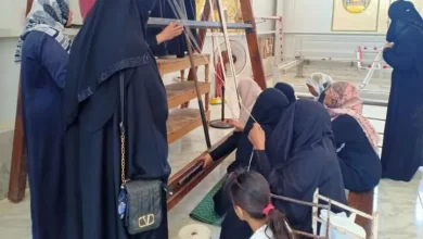 تدريب السيدات على الأعمال اليدوية