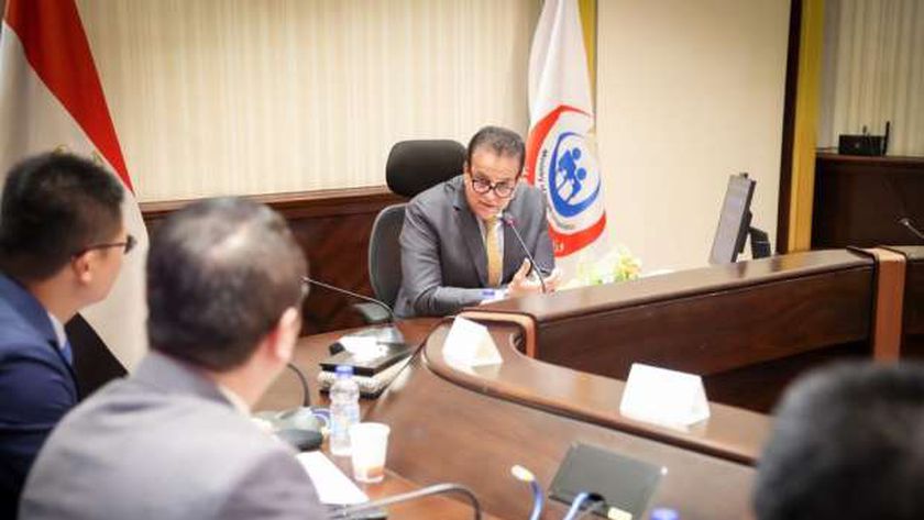 وزير الصحة يوجّه بتحويل مستشفى شبرا منت إلى صرح ذكي لخدمة المواطنين