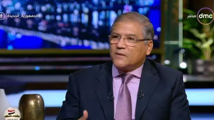 النائب عفت السادات