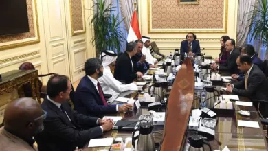 رئيس الوزراء ومسؤولو جهاز قطر للاستثمار