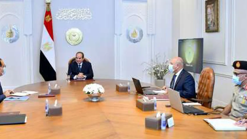 جانب من اجتماع الرئيس السيسي لمتابعة مشروعات النقل اليوم
