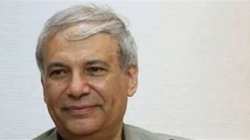 الدكتور عمرو دوارة المؤرخ المسرحي