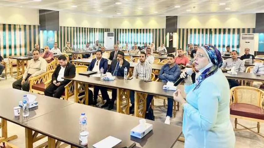 جانب من الندوة