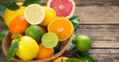 وزارة الصحة توجه نصائح حول الفاكهة والخضراوات ذات اللون الأصفر والبرتقالى