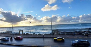 صور الأقمار الصناعية: تكاثر السحب الممطرة على مناطق متفرقة من السواحل الشمالية