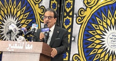 مدير حملة فريد زهران يطالب الأعضاء بالدعوة للمشاركة بانتخابات الرئاسة