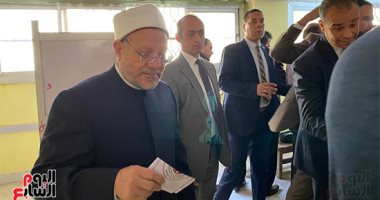 مفتى الجمهورية: الإقبال الكثيف بالانتخابات رسالة بأن المصريين على قلب رجل واحد