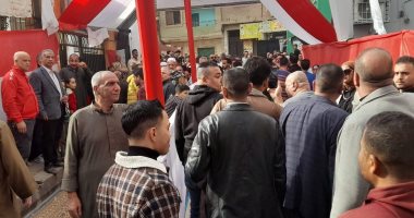 لجان مدرسة أوسيم الثانوية تستقبل الناخبين فى اليوم الثانى