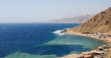 أخبار مصر.. الدفاعات الجوية المصرية رصدت جسما طائرا أمام سواحل دهب وأسقطته