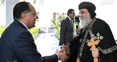 رئيس الوزراء يتوجه إلى مقر الكاتدرائية لتهنئة البابا تواضروس الثانى بعيد الميلاد المجيد