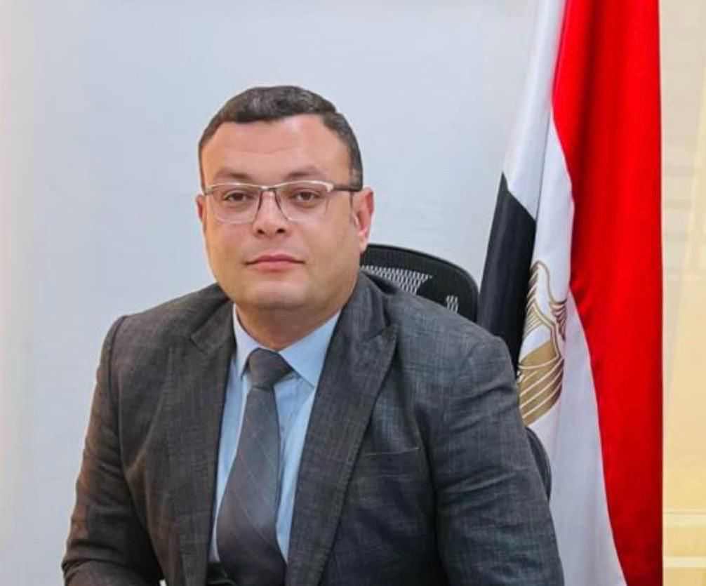 المهندس شريف الشربينى وزير الإسكان والمرافق والمجتمعات العمرانية