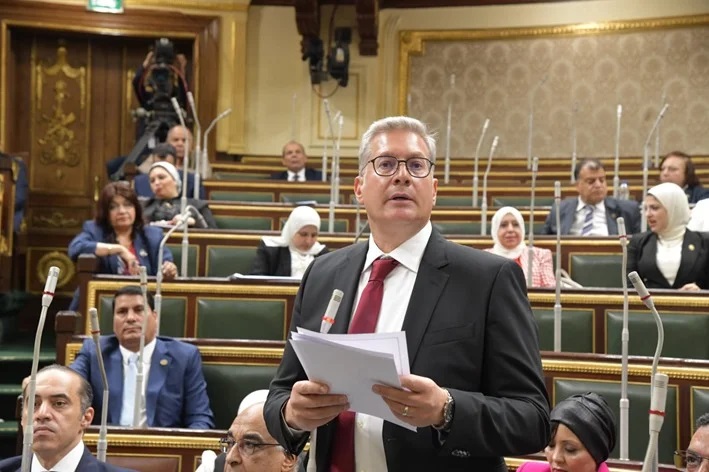 وزير البترول يشيد بتعديلات قانون الثروة المعدنية 