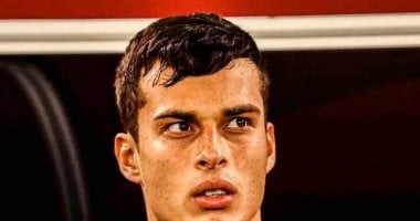 محمود جاد يجرى الكشف الطبى فى بيراميدز