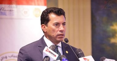 وزير الرياضة: على مجلس الزمالك الرد على أسباب سحب أرض أكتوبر