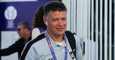 اتحاد الكرة: أحمد رمضان مستمر فى تدريب منتخب الكرة النسائية