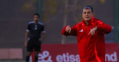 أوسكار رويز: لجنة الحكام تعمل باستقلالية تامة.. ومن واجبنا الاعتراف بالأخطاء