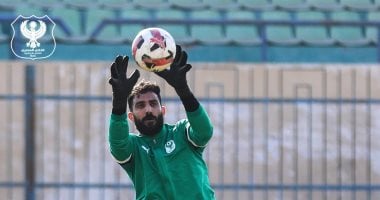 عصام ثروت مستمر فى حراسة مرمى المصري أمام طلائع الجيش بالدوري