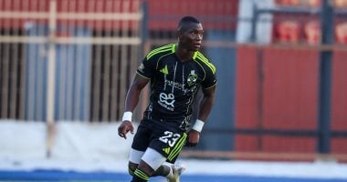 اليو ديانج يقترب من العودة لتشكيل الأهلي الأساسي في مباراة فاركو