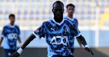 فيستون ماييلى يقود هجوم بيراميدز فى مواجهة الأهلى