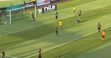 بتروجت يتقدم على كهرباء الإسماعيلية بثنائية نظيفة في الشوط الأول.. فيديو