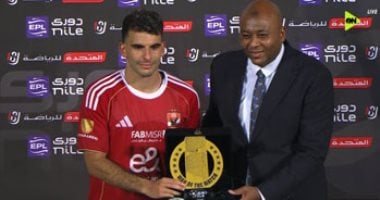 سجل هدفين.. زيزو رجل مباراة الأهلي وفاركو فى الدورى