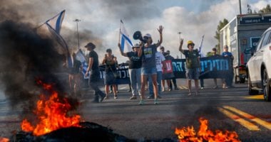 مظاهرات تشل إسرائيل للمطالبة بوقف الحرب وإعادة المحتجزين في غزة.. صور