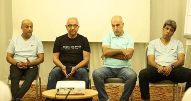 رئيس نادى البنك الأهلى يُحفز اللاعبين قبل مواجهة الاتحاد فى الدورى