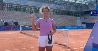 ميار شريف تبدأ مشوارها فى بطولة سويسرا للتنس بمواجهة أوليكساندرا دينيسيفنا