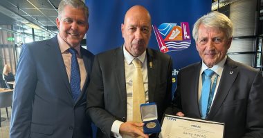 بحضور أمير موناكو.. رئيس اتحاد الخماسي الحديث يتسلم جائزتي الجندي وعوض سامي