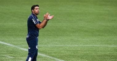 8 ملايين يورو تبعد أبيل فيريرا عن تدريب الأهلي