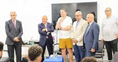 توثيق بداية رحلة الرمادى مع البنك الأهلى بجلسة وصور