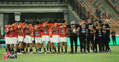 حسام حسن يحاضر لاعبي منتخب مصر قبل مباراة إثيوبيا